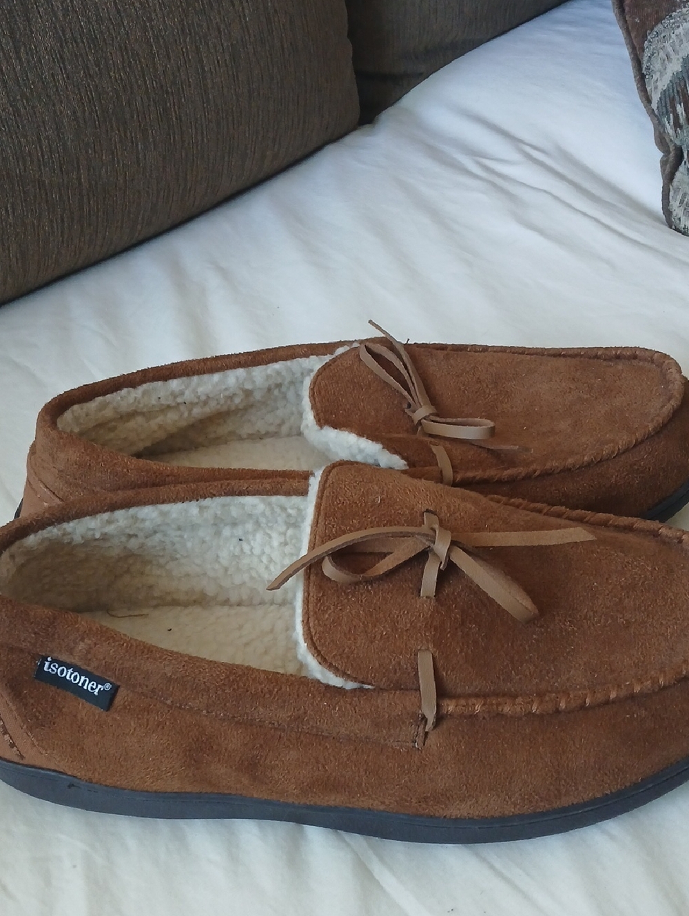 Isotoner Men's Nigel Microsuede Moccasin Slippers